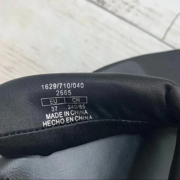 Zara Black Square Toe Quilted Slides Thong Sandals Flip Flop Summer - Picture 11 of 12